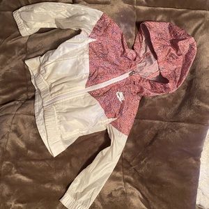 Girl’s Nike windbreaker